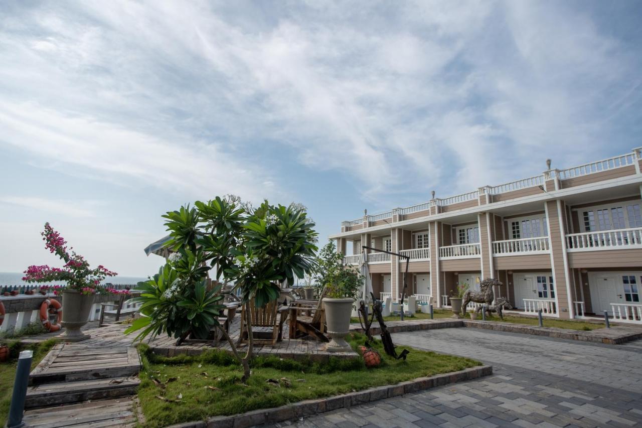State Beach Resort And Spa Kannur Bagian luar foto